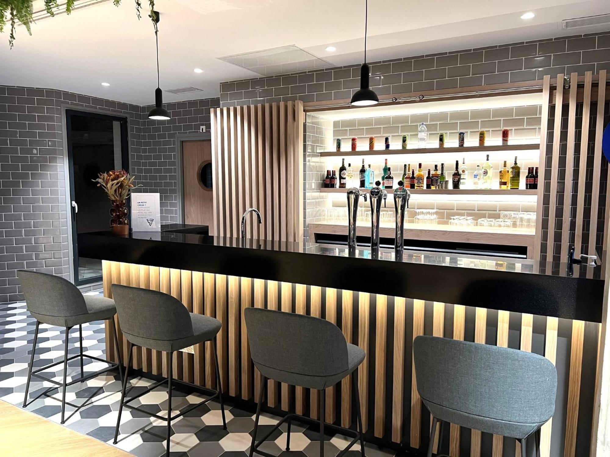Holiday Inn Express Paris - Poissy By Ihg Exterior foto
